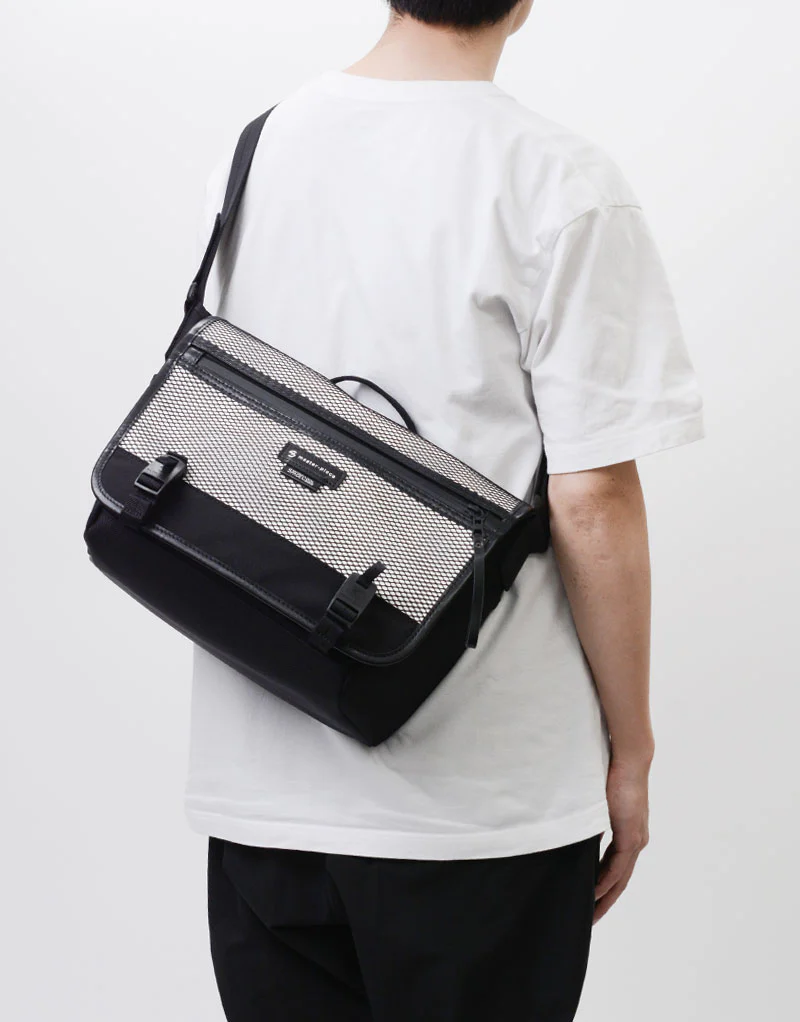 SPACECOOL × master-piece メッセンジャーバッグ No.02271 - Image 2