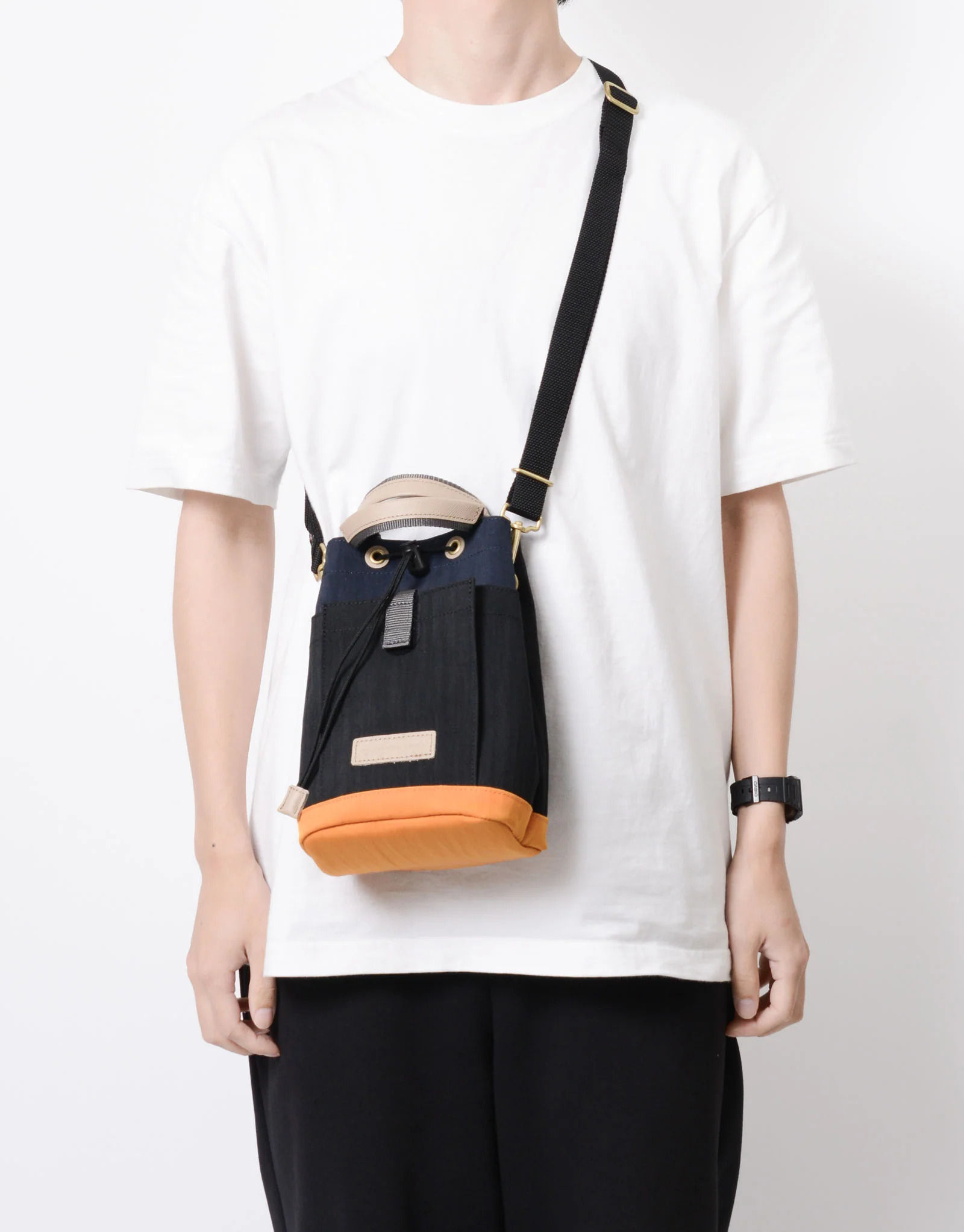 Link ドローストリングショルダーバッグ No.02356-v2 - Image 10