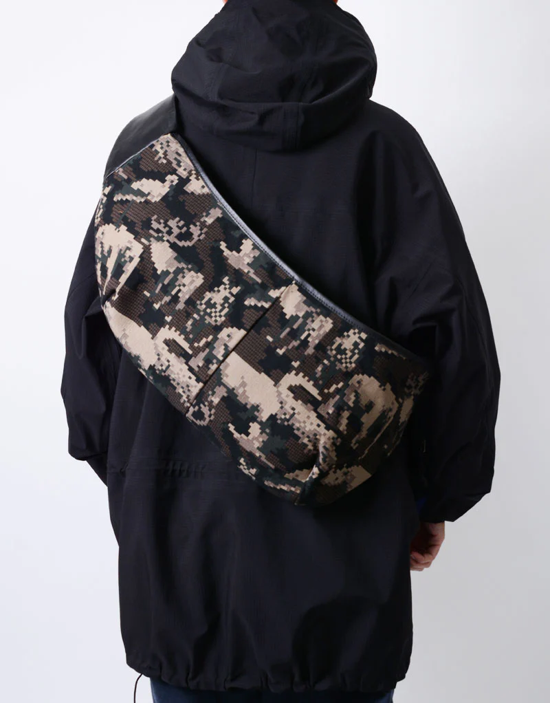 nowartt×master-piece -Digital Zoo- スリングバッグ No.03050-nw - Image 4